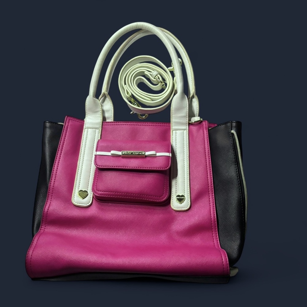 Betsey Johnson expandable pink handbag with removable shoulder strap